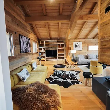 Combloran Chalet *